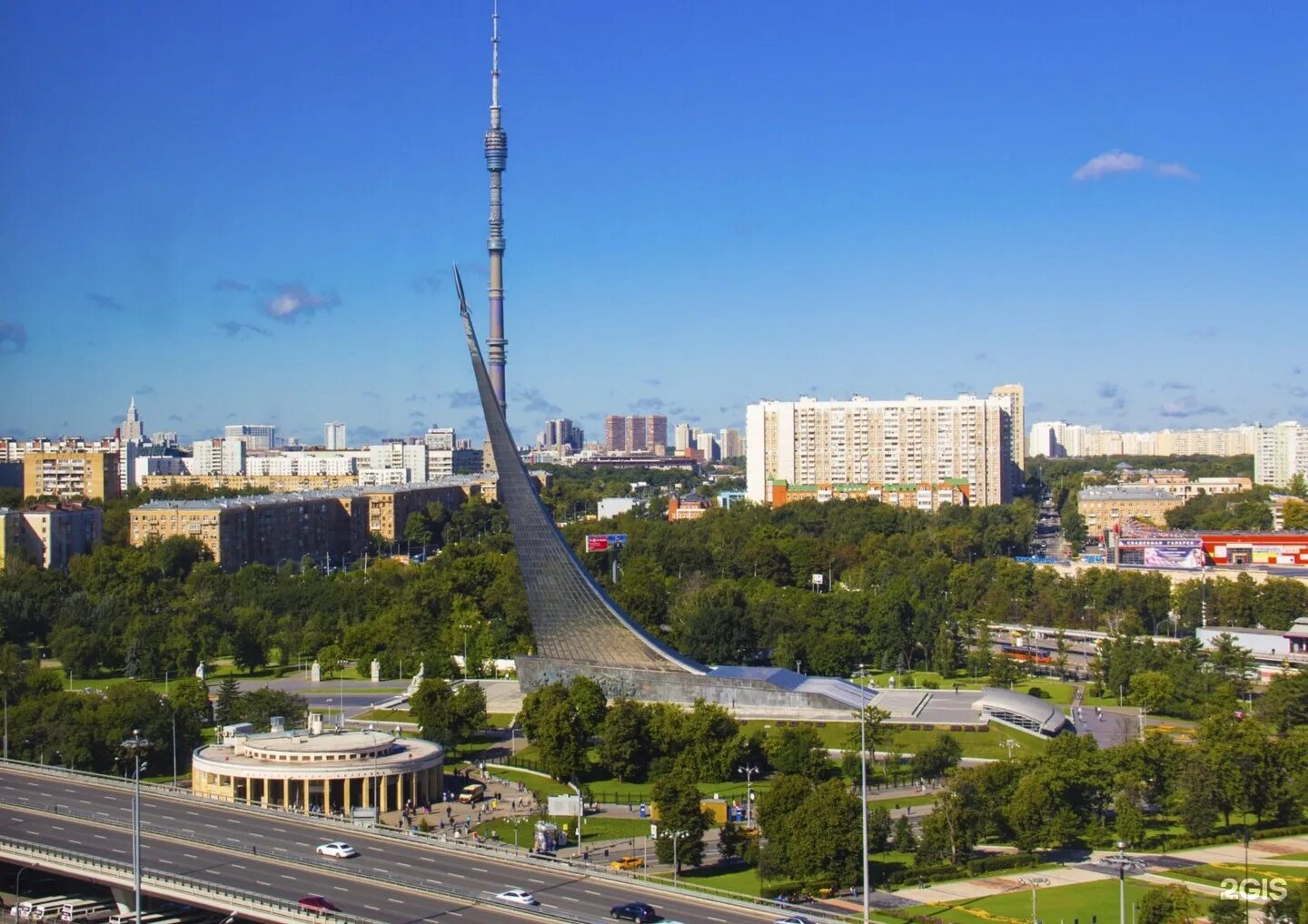 Отель метро вднх. Гостиница космос москва вднх. метро вднх гостиница космос. вид на вднх с гостиницы космос. гостиница космос москва вид из окна.