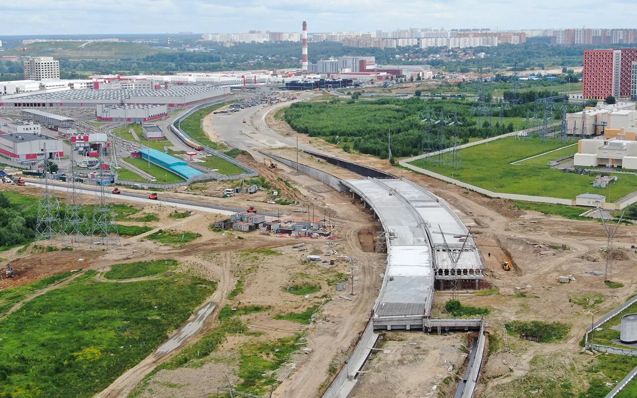 Строительство дороги. Стройка Москва. Строительство дорог фото. Казань Москва участок.