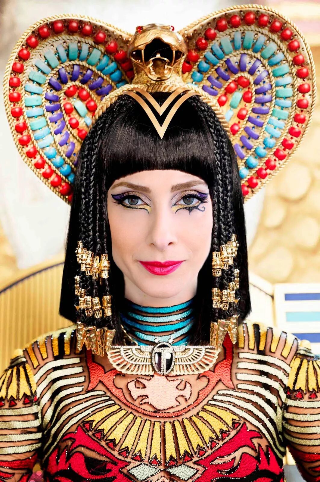 кэти перри хорс. Cultural appropriation katy perry. кэти перри фараон. кэти перри dark horse. макияж кэти перри дарк хорс.