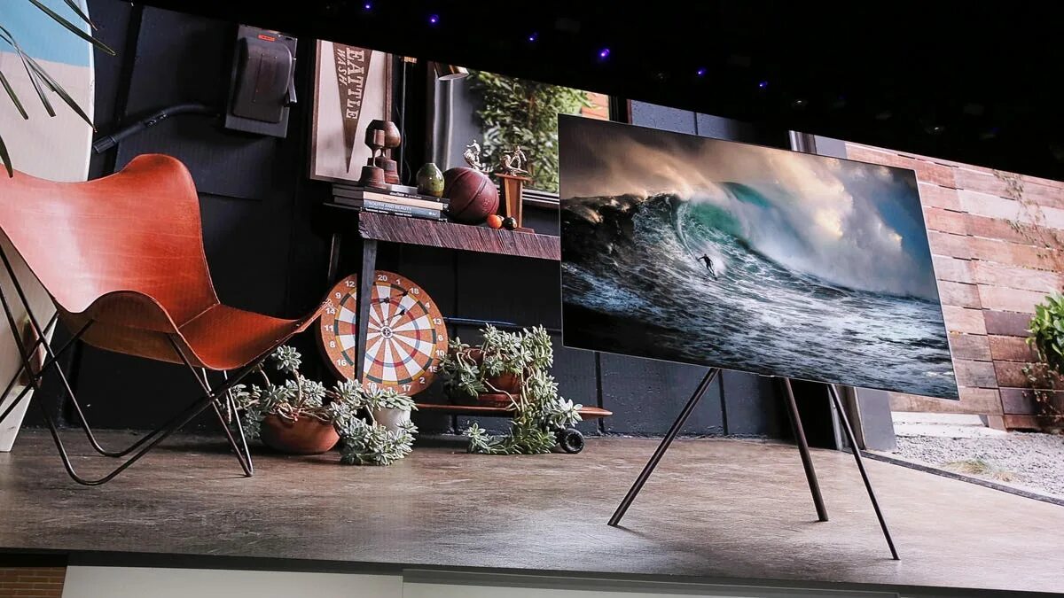 QLED 2018 Samsung. LG QLED 2019. Телевизор 8к LG. Телевизор QLED K 2018. 8 к телевизору купить