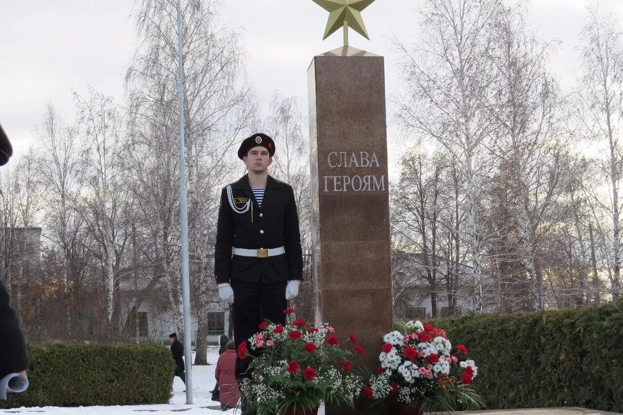 герои башкирии в великой отечественной войне. имена героев уфы. анискин михаил александрович герой советского союза. миннигали хабибуллович губайдуллин. имена героев уфы.