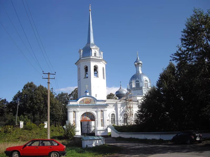 Новая ладога река волхов. Город новая ладога. Новая ладога ленинградская область достопримечательности. Памятники в новой ладоге. Новая ладога николаевский проспект.