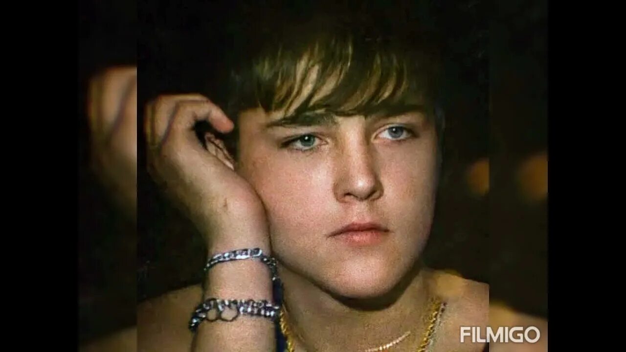 Шатунов 1995. Слушать шатунова клянусь. Юрий шатунов клянусь. Шатунов клянусь забуду. Юрий шатунов - клянусь /концерт 1995.