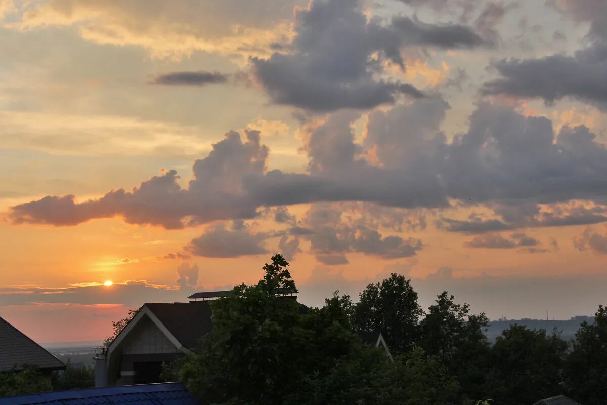 озеро вечером. каждый закат. каждый закат. каждый закат. каждый закат.