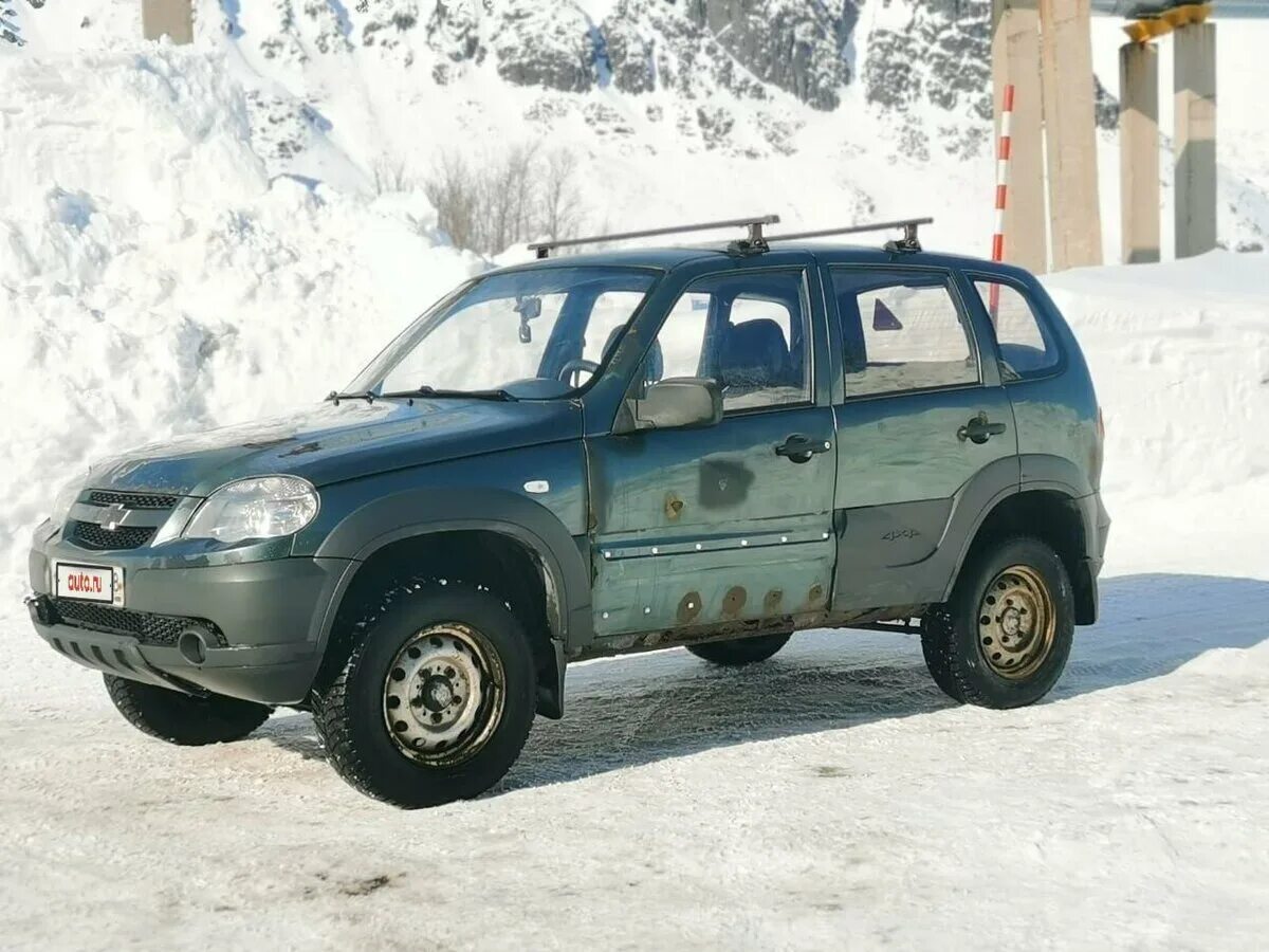 Chevrolet Niva 2011 года. Шевроле Нива двигатель 1.7. Цвет 317 Меридиан Шевроле Нива. Нива Шевроле Тревел цвет океан.