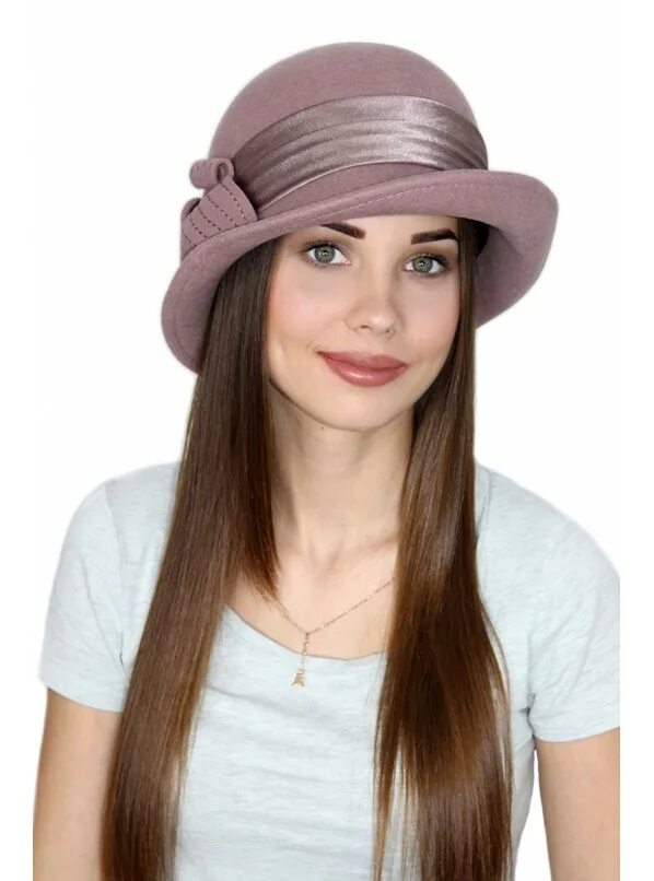 Фетровая шляпа москва. Шляпа женская. Шляпки женские фетровые. Шляпа женская фетровая с полями. Шляпки женские фетровые для женщин.
