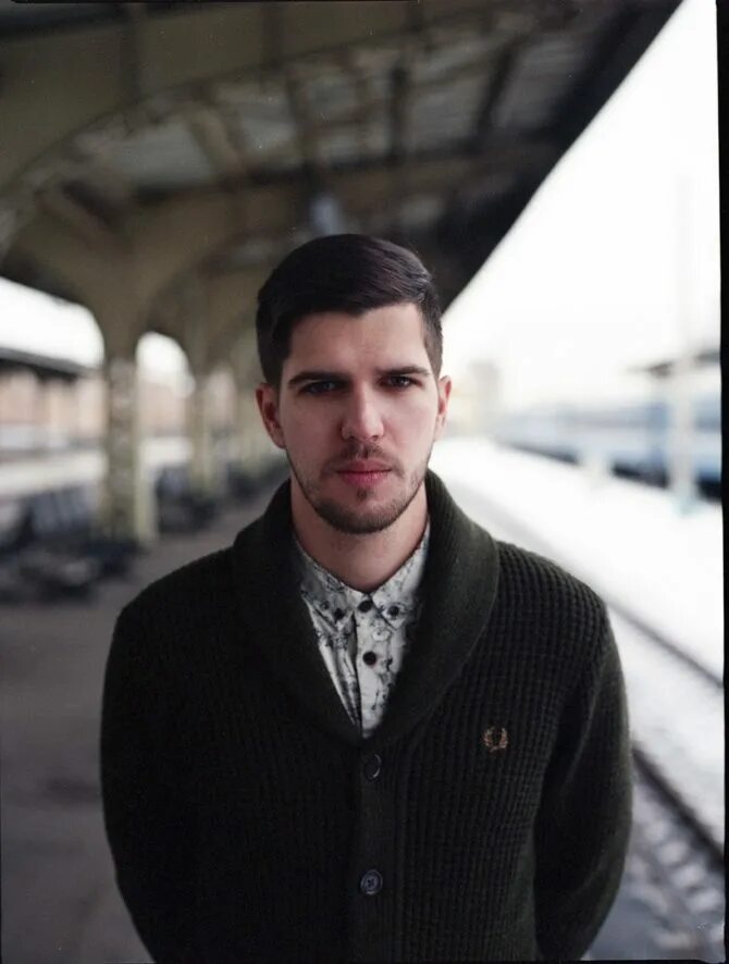 мужчина блогер