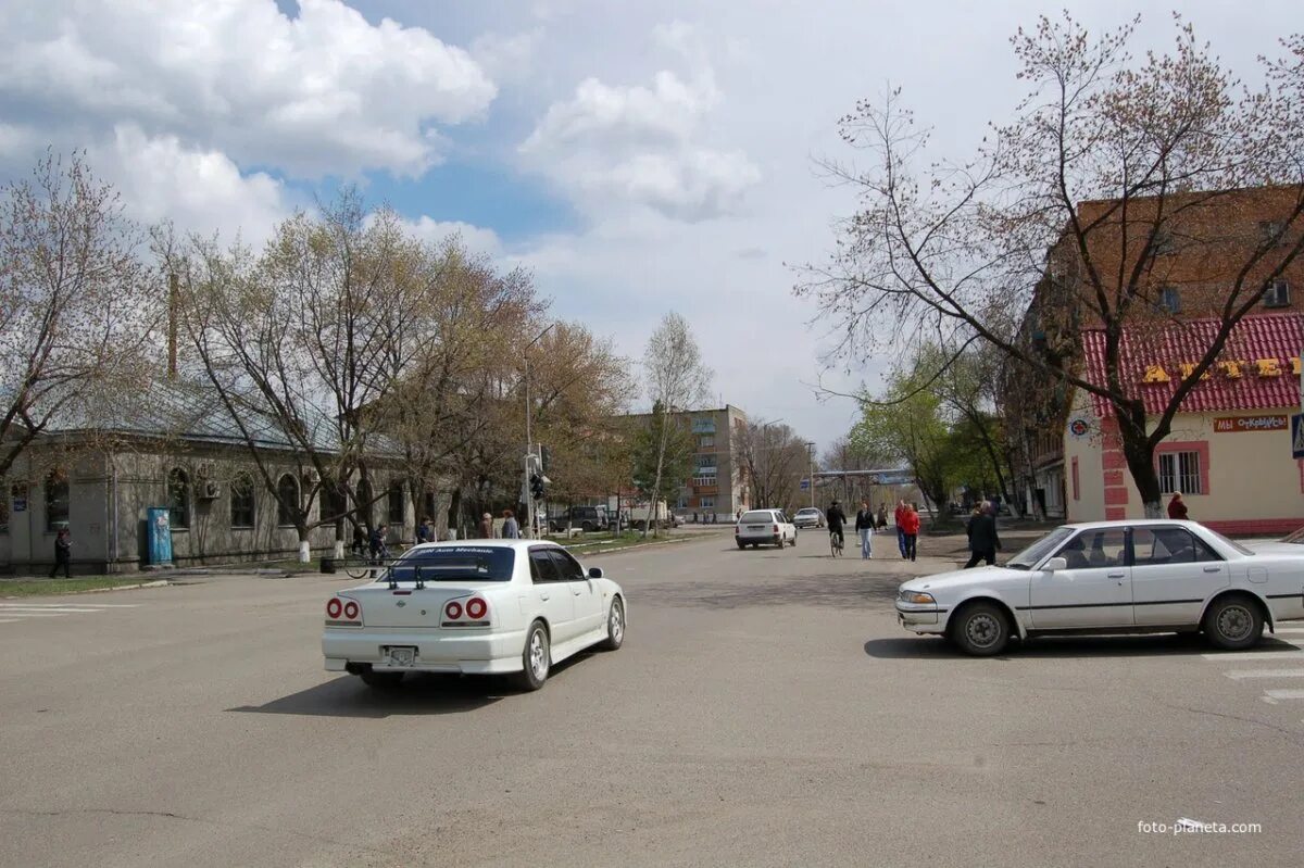 Город дальнереченск приморского края. Дальнереченск приморский край. город иман приморский край. дальнереченск аллея.