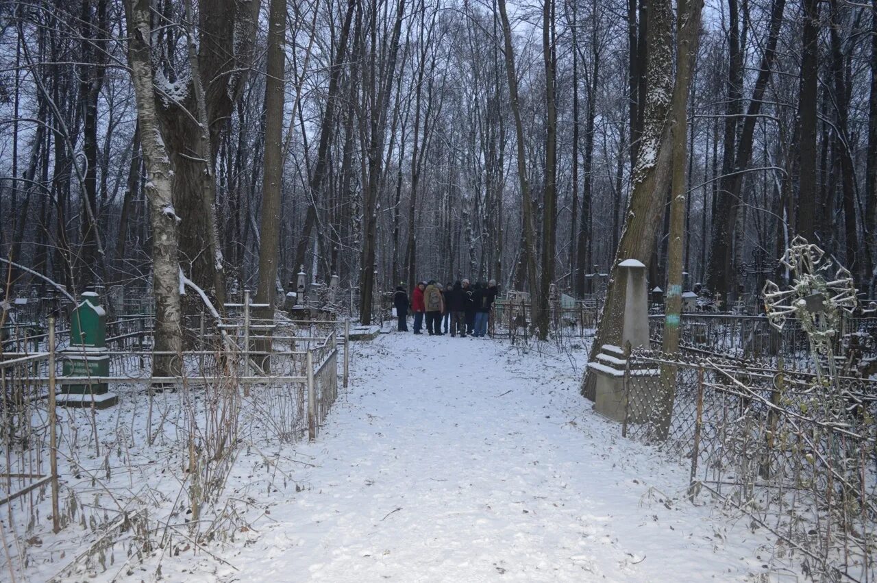 Работа северного кладбища пермь. Северное кладбище пермь. кладбище красновишерск. северное кладбище пермь вид сверху. северное кладбище пермь детский квартал.