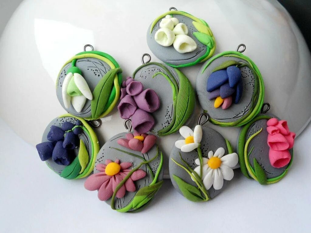 Текстурные штампы для полимерной глины. Кейны из полимерной глины мастер класс. Цветы из пластики для лепки. Технология изготовления полимерной глины. Лепка из полимерной глины цветы.