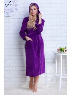 Велюровый халат с капюшоном
