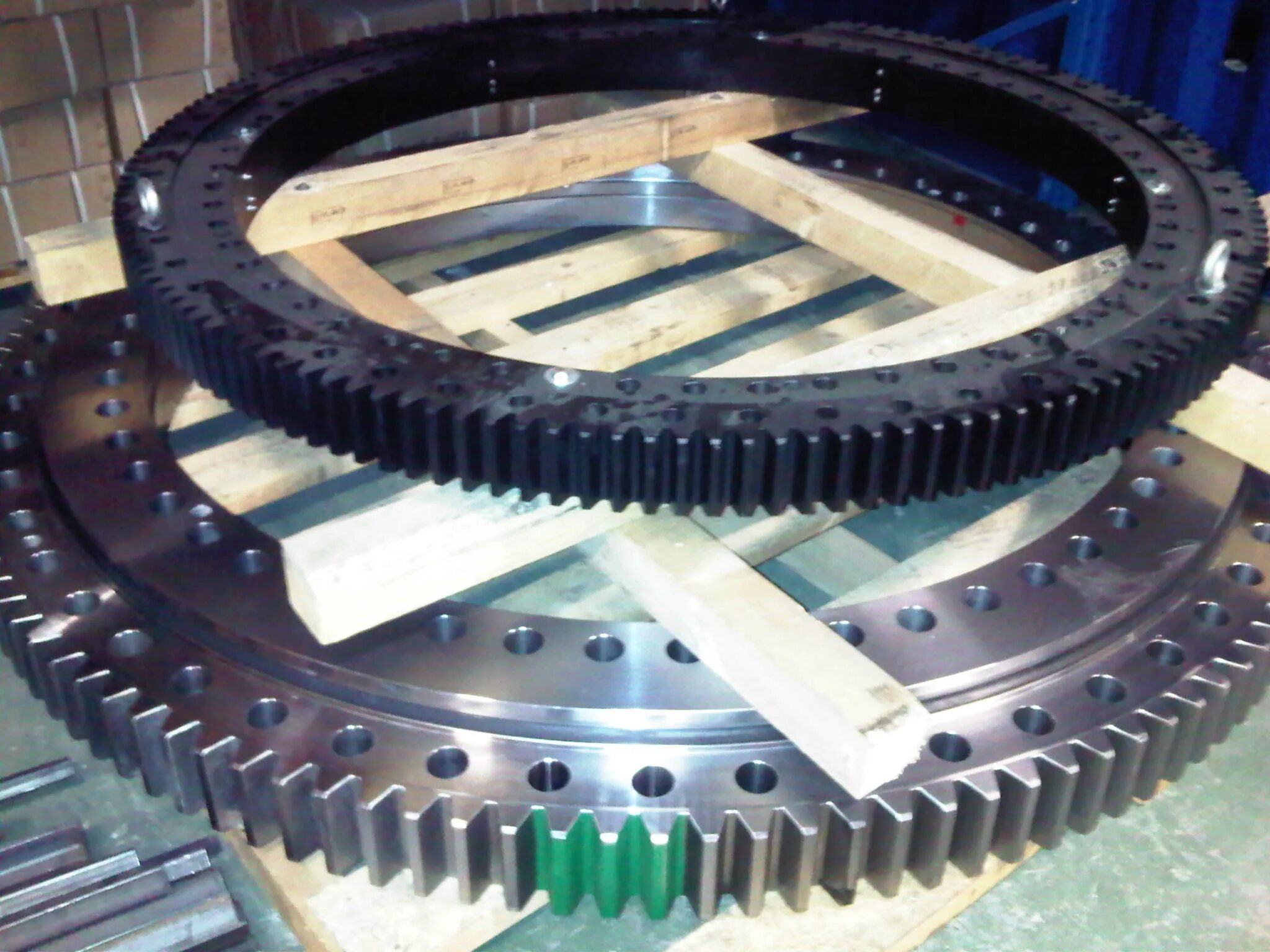 опу-1451. опорно поворотный круг экскаватора. 0700. 20. опорно-поворотный круг 230.