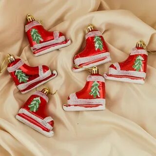 Елочная игрушка коньки