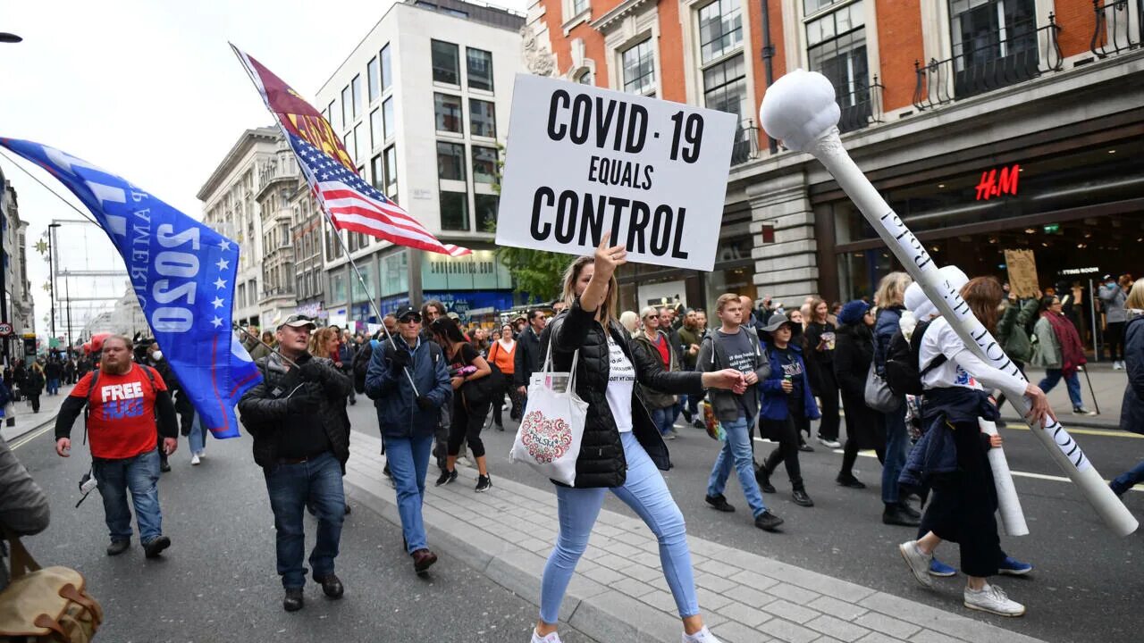 Protest against. ЕС протесты. Протесты в Швейцарии. Акции протеста Англия.