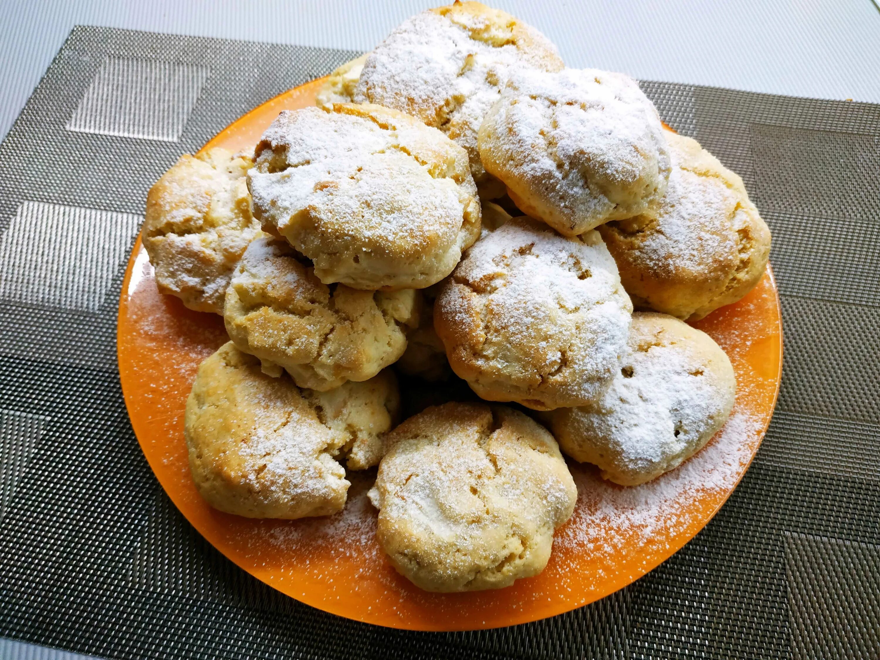 Яблочное печенье. Вкусное мягкое печенье. Мягкое яблочное печенье. Печенье с яблоками.