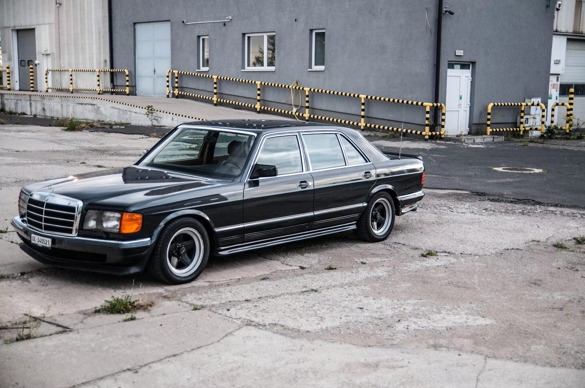 Мерседес Бенц w126. Mercedes Benz sel w126. Мерседес w126 AMG. Mercedes-Benz 500 sel w126.