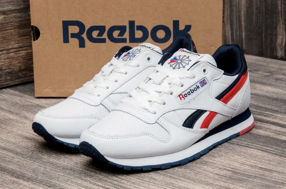 Купить рибок классика. Reebok Classic Leather White Blue Red. Reebok Classic кроссовки мужские. Кроссовки рибок мужские 2023. Reebok Classic White Blue.