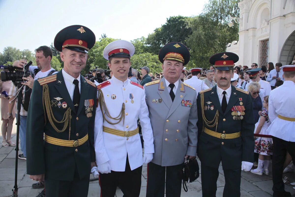 Сву видео. Московское Суворовское военное училище. Генерал Макаров выпускник Московского СВУ.