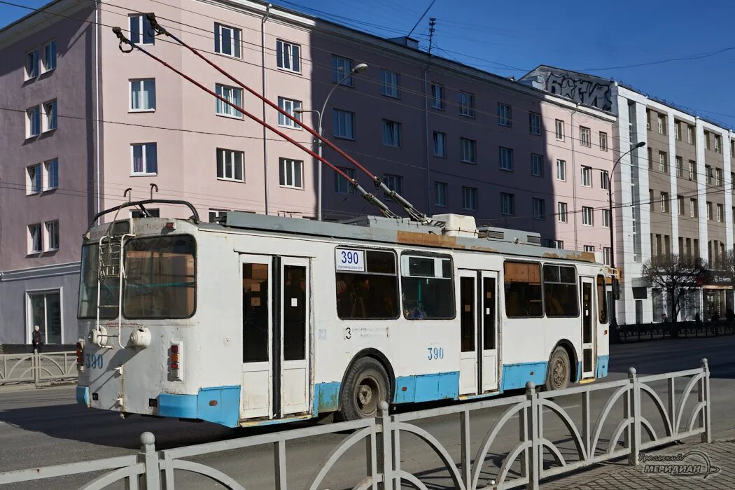Троллейбус авангард екатеринбург. Екатеринбург зиу-682-кр-иваново. Зиу 682 кр. Минский троллейбус. Екатеринбург троллейбус 2022.