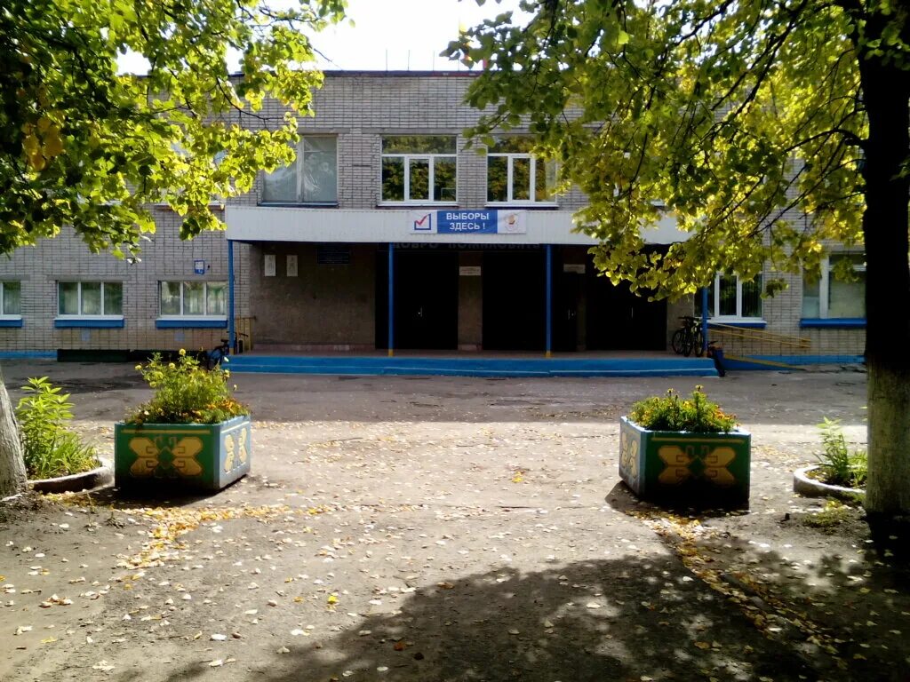 Панорама: Гимназия № 6, гимназия, Зелёный бул., 26, Новочебоксарск - Яндекс Карт