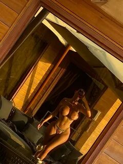Slideshow yvonne bar nude pics.