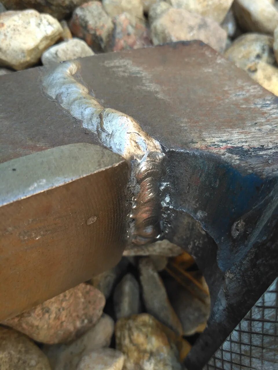 Как заварить чугун электродом. Сварка чугуна электродом 244. Сварка чугуна электродом 244. Холодная сварка чугуна схема. Сварка чугуна электродом 244.