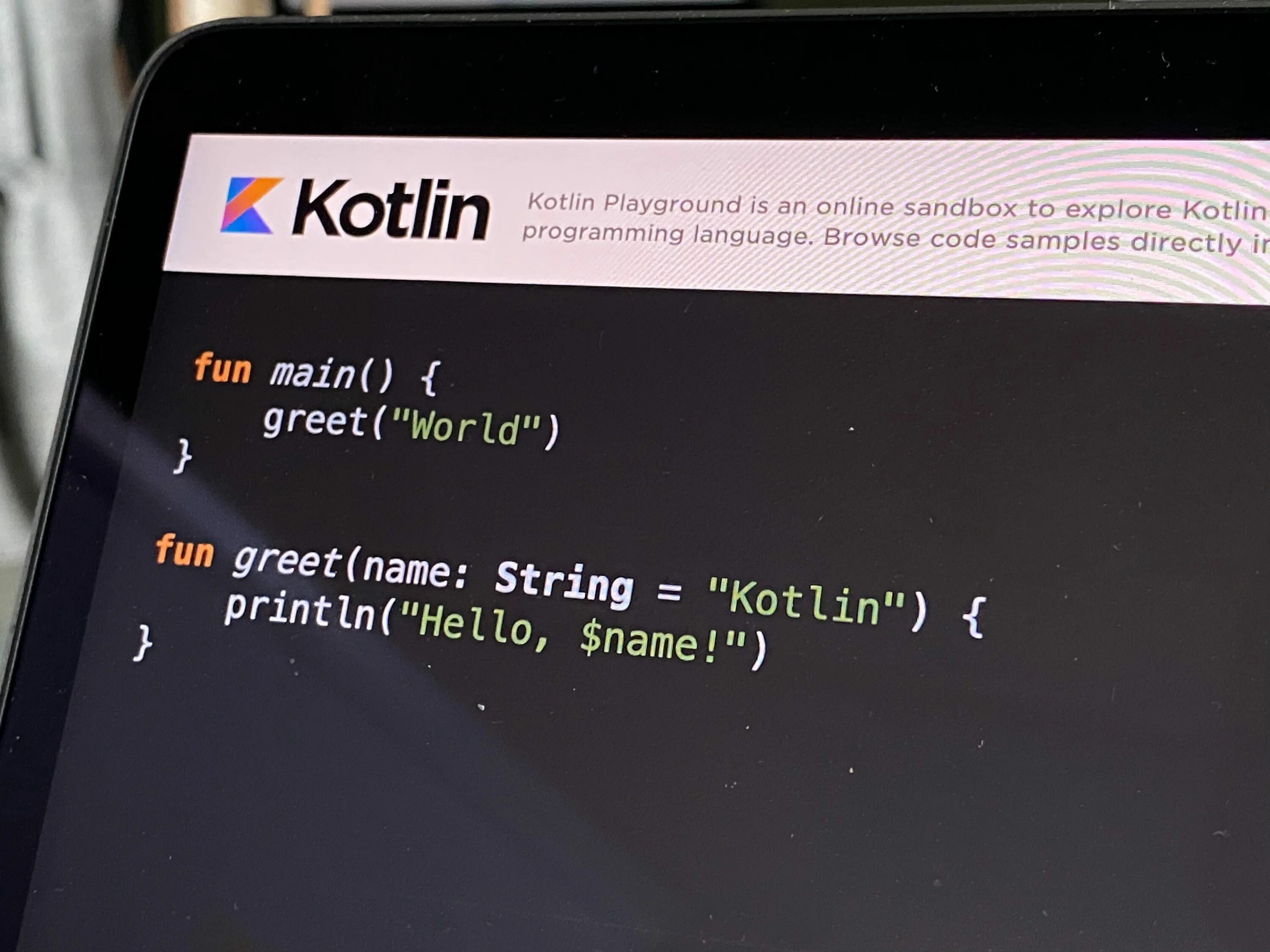 Kotlin playground. Kotlin язык программирования. Программирование Kotlin. Котлин язык программирования. Котлин язык программирования код.