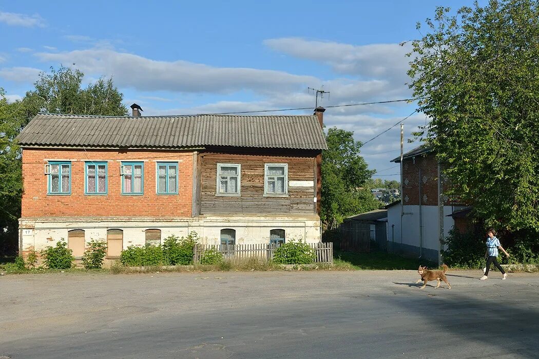 Дом в плавске тульской области. Город Плавск Тульской области. Г.Плавск Тульской области ул.Победы. Тульская обл. ,г. Плавск, ул. Победы д. 1.