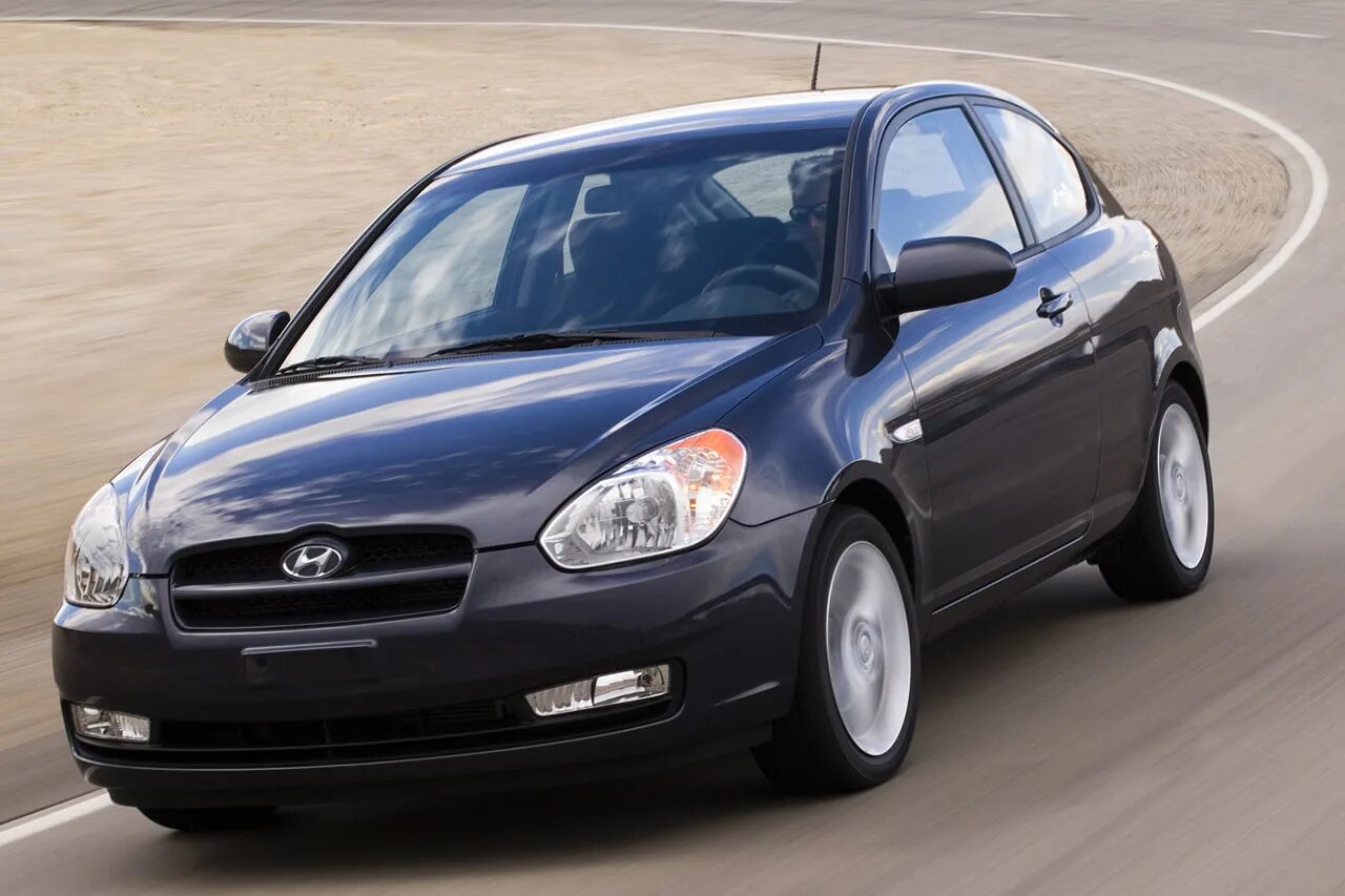 Легковые автомобили хендай. Hyundai Accent 2010. Hyundai Accent 1 поколение. Hyundai Accent 3 поколение. Hyundai Accent 2008 3 поколение.