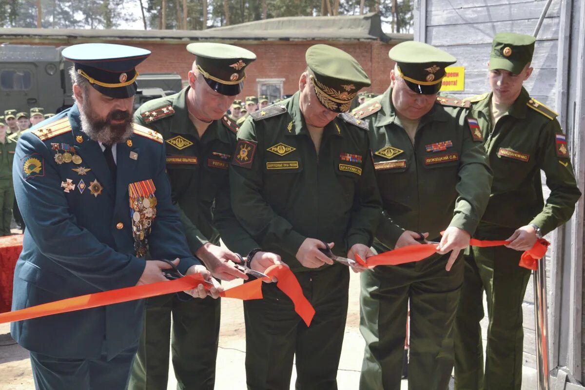 Высшее военное училище ракетных войск. РВСН Петра Великого Балашиха. РВСН Петра Великого Серпухов. РВСН Академия Петра Великого Балашиха. Военная Академия РВСН Серпухов.