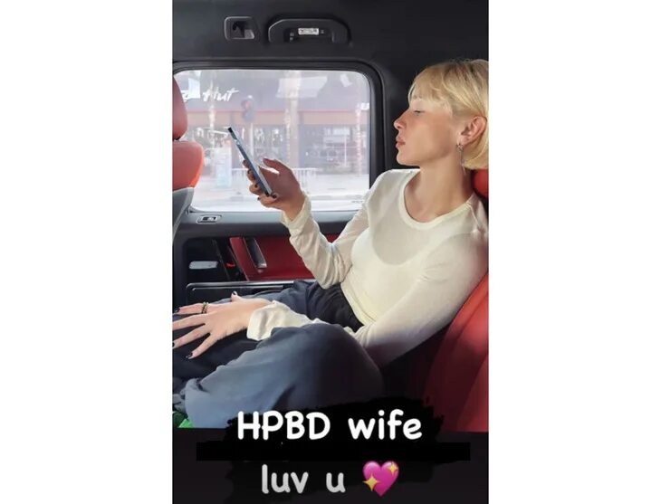 Первый поцелуй. Настя ивлеева и элджей. Ночь ивлеевой прошла на 21 декабря вечеринка. Ночь ивлеевой прошла на 21 декабря вечеринка. Настя ивлеева 2020.