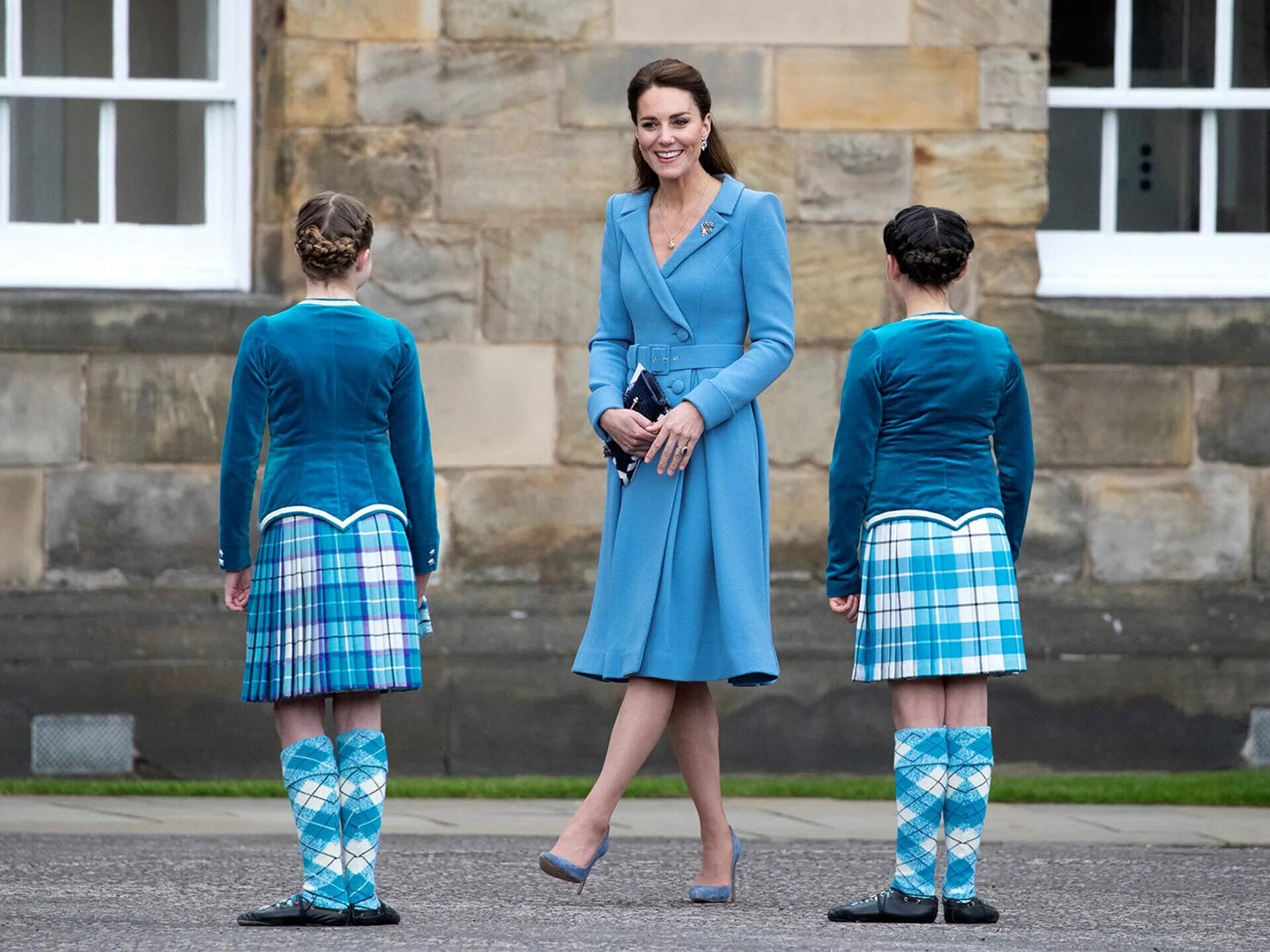 Где сейчас находится кейт миддлтон. Принцесса Кембриджская Кейт Миддлтон. Герцогиня Кейт Миддлтон. Кэтрин Миддлтон 2022. Наряды герцогини Кембриджской Кэтрин.