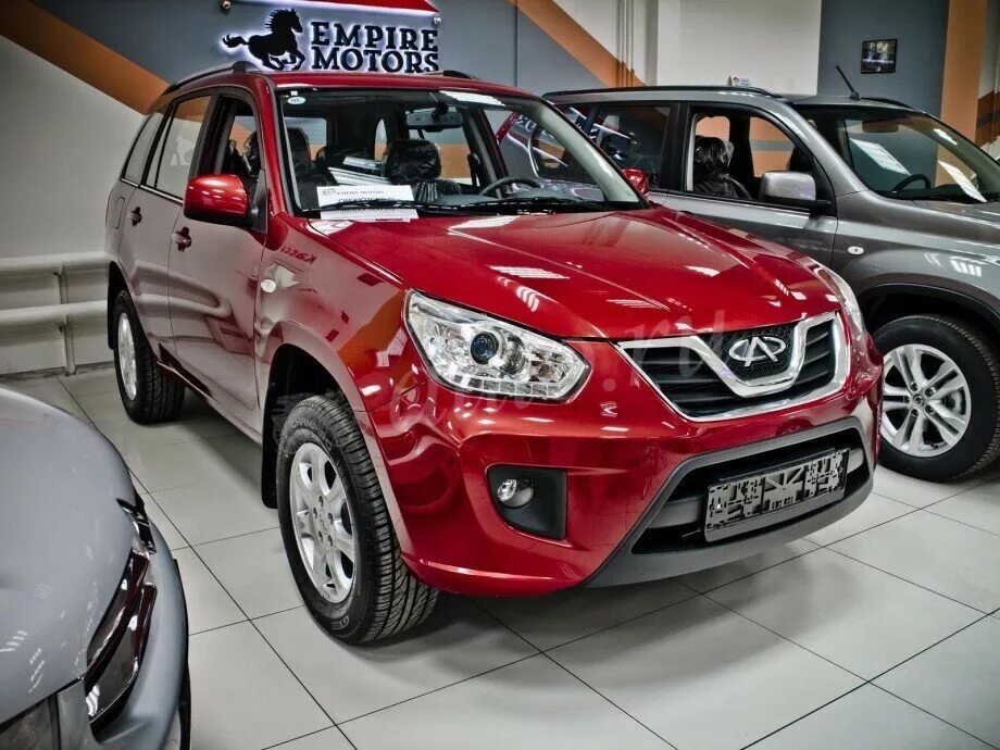 Купить новый chery. Машина чери Тигго новая. Чери Тигго т11 красный. Chery Tiggo t11 2018. Chery Tiggo 48.