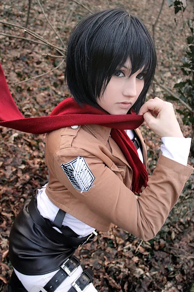 Mikasa cosplay. Микаса Аккерман Cosplay. Микаса Аккерман косплей. Косплей Микасы Аккерман.