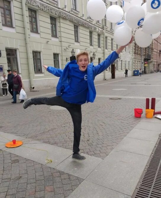 Питерские движения. Молодежное движение. Молодежь санкт-петербурга. День молодежи в питере. Молодежь санкт-петербурга.