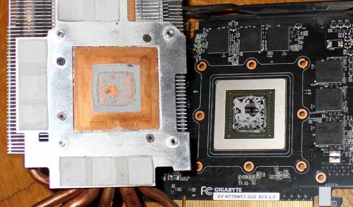 Надо ли термопасту на видеокарту. Видеокарта 1660 ti термопаста. термопаста для видеокарты 6600. засохшая термопаста. нанесение термопасты на видеокарту.