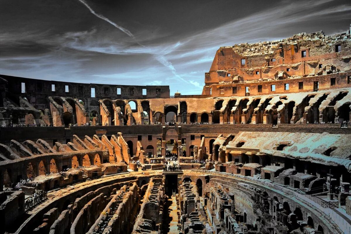 Землетрясение в Рим Колизей. Колизей в Риме раньше. Разрушенный Римский Колизей. Колизей семь чудес света.