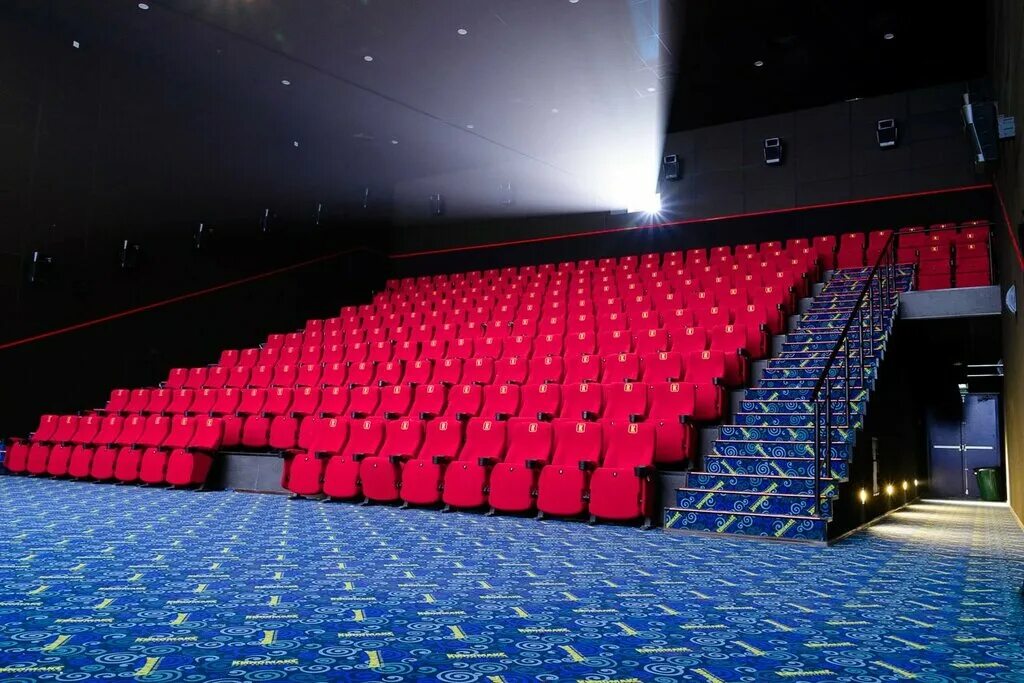 синема бар киномакс. зал imax что это в киномаксе. что идет в кинотеатре киномакс. сеансы киномакс волжский. кинотеатр премьер зал омега.
