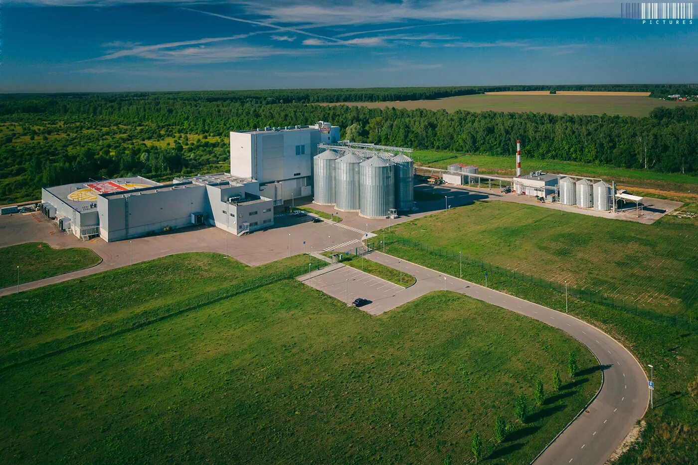 завод continental в калуге. завод алмаз антей нижний новгород. промышленный завод. ооо завод полипак тюмень. нлмк калуга металлургический завод.