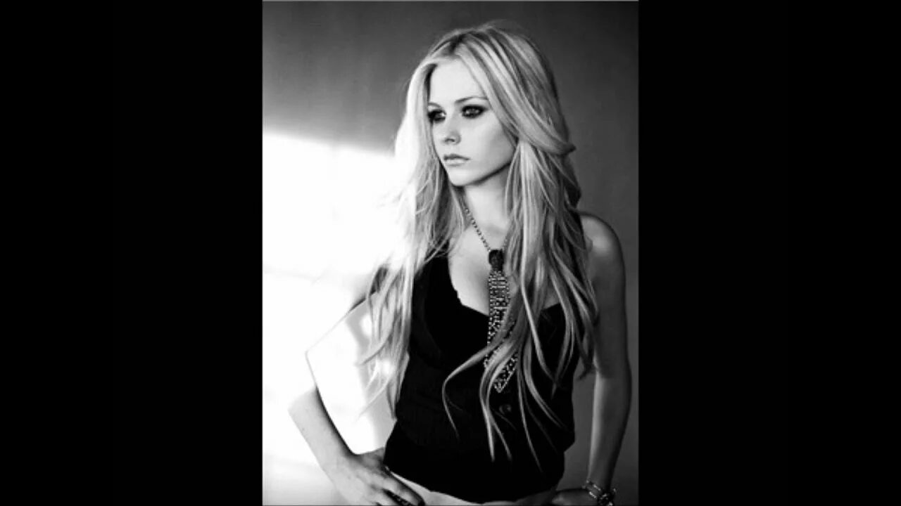 Аврил лавин блондинка. Avril lavigne группа. Группа аврил лавин. Аврил лавин панк. Аврил лавин 2002 с гитарой.
