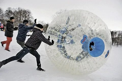 Скатываться шар