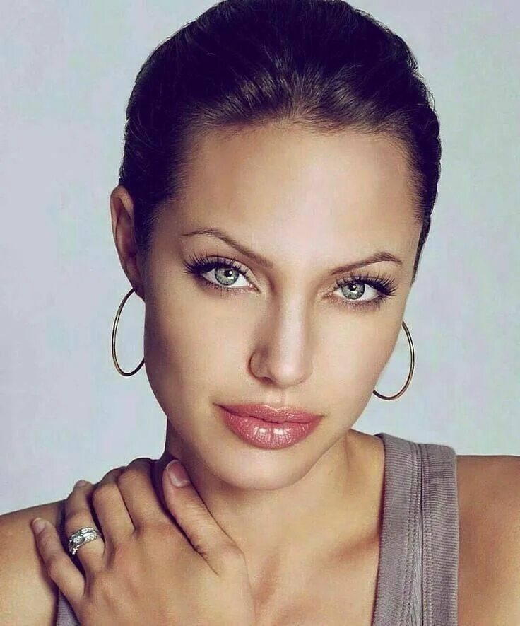 Анджелина джоли фото. Анджелина джоли. Анджелина джоли. Джоли 2022. Анджелина джоли 2022.