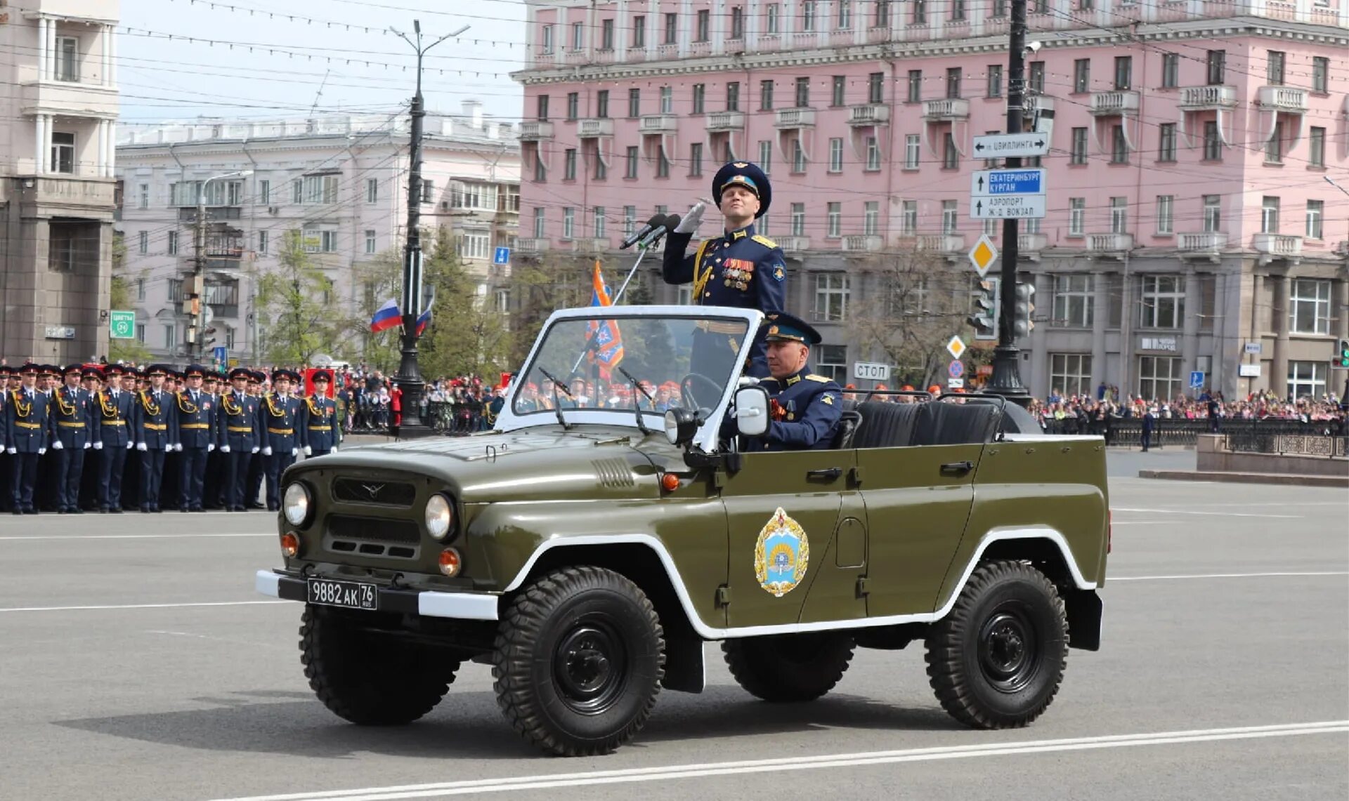 5 мая челябинск. Площадь революции Челябинск парад Победы. Парад Победы 9 мая Челябинск. Парад на площади революции Челябинск. Парад Победы в Челябинске 2022.