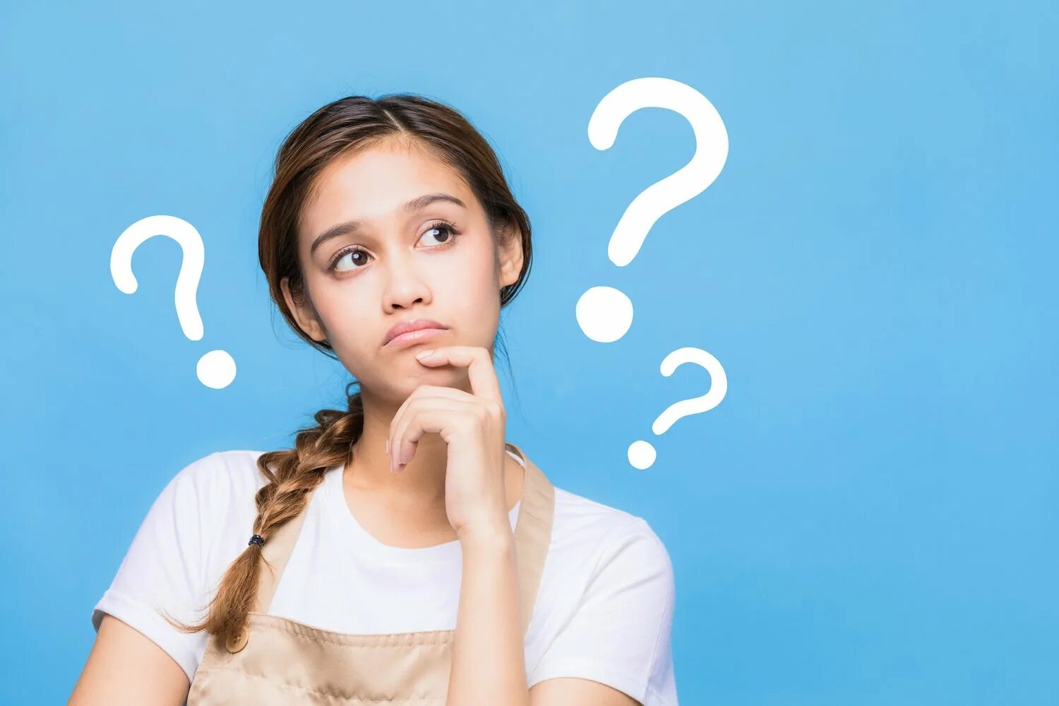 задача девочки отгадывали имена героев сказки золотой ключик. девочки отгадывали. девочки отгадывали имена героев сказки золотой. девушка с вопросительным лицом. угадай как меня зовут.