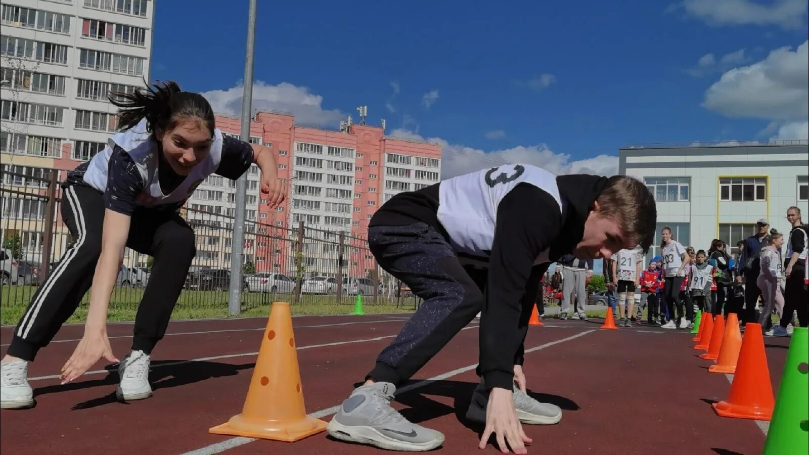 Новосибирск спортивные сайты. Спорт это жизнь. Школа 217 Новосибирск. Спорт норма жизни. Умная площадка спорт норма жизни.