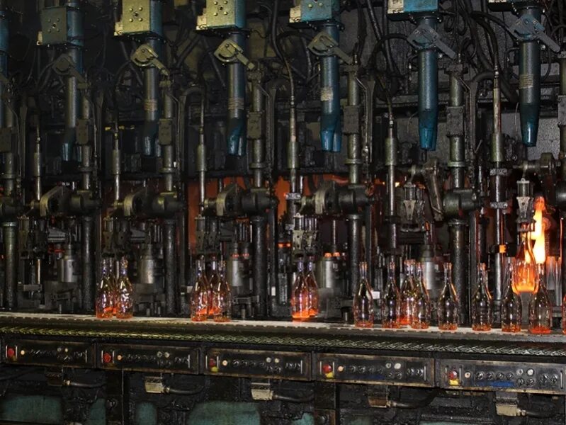 стекольные заводы чагодощенского района. стекольный завод липецк. смердомский стекольный завод. чагода вид сверху. чагодощенский стекольный.