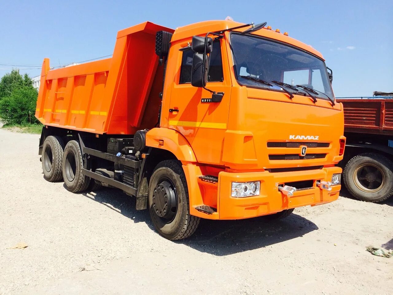 Камаз 65115 пробег. Камаз 65115 а4 самосвал. камаз 65115 самосвал новый. камаз оранжевый 65115 самосвал. камаз 65115-42.