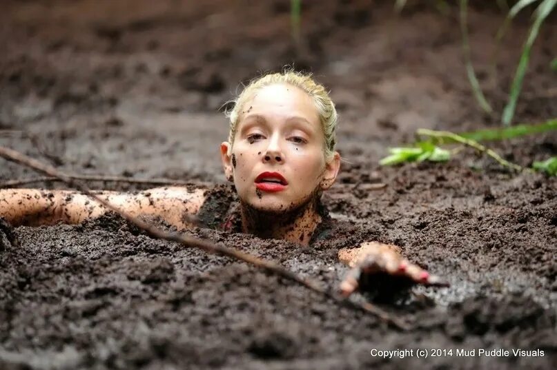 Girl in quicksand