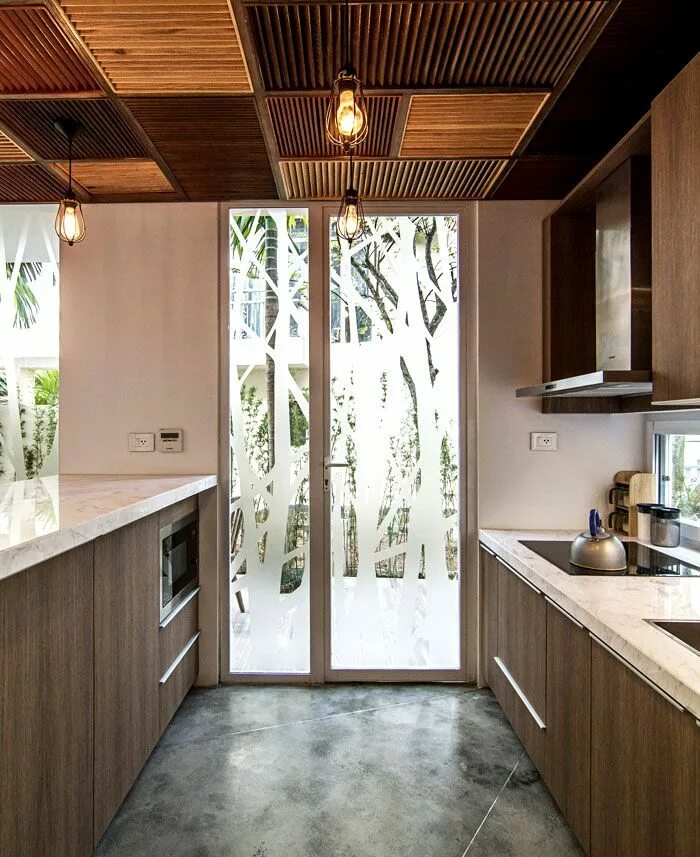 Con un gran cerramiento acristalado Cocinas de casa, Decoración de unas, Muebles