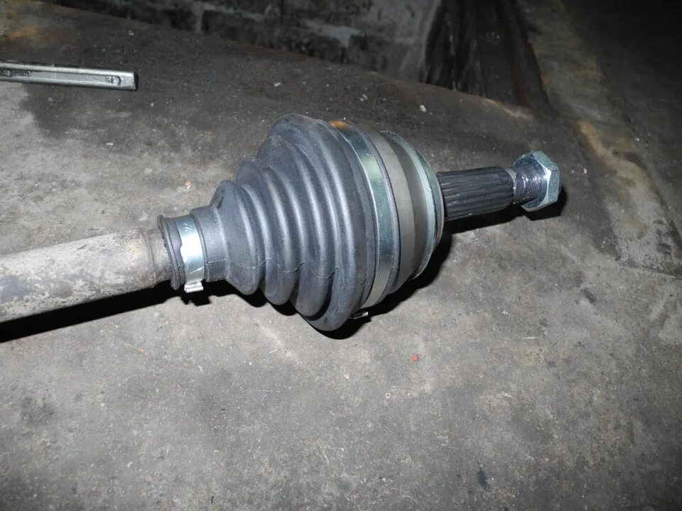 Шрус шкода. Внутренний шрус шкода фабия 1. 6. Шрус шкода. Шрус шкода.